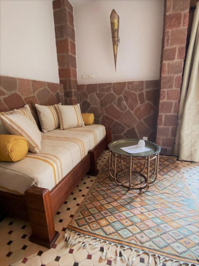 Boutique Guesthouse Dar Zohra Aghbalou Exterior foto